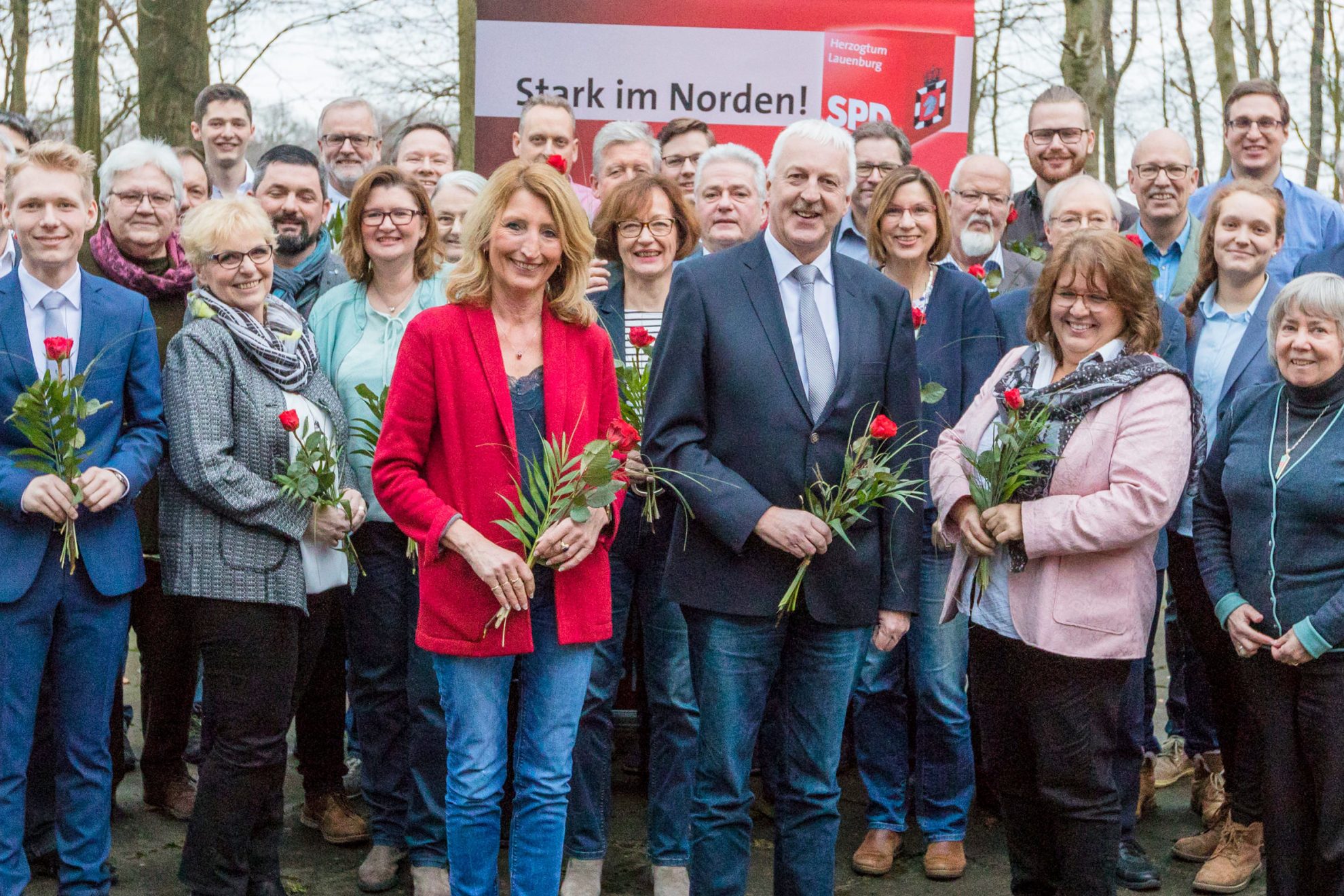 Direkt- und ListenkandidatInnen, rechts Kreisvorsitzende Dr. Nina Scheer
