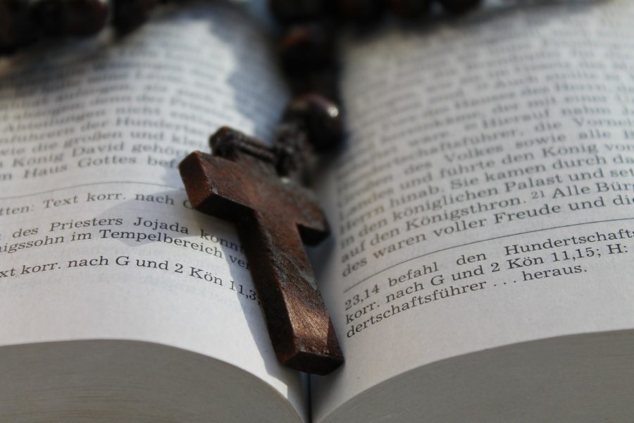 Kreuz in Bibel